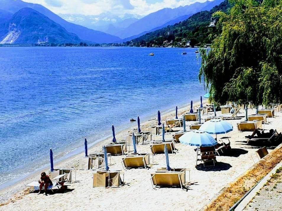 Little Suite Near Lake Verbania Exteriör bild